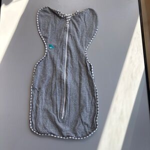 Love to Dream Swaddle Up Gray Swaddle Striped Trim Size Small 6.5-13 lb 1.0 TOG